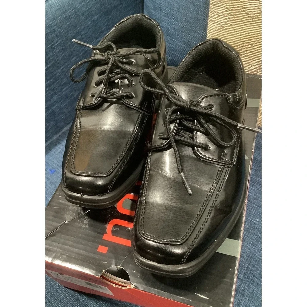 Deer Stags Boy's Oxford Dress Shoes NEW in Box Size 13 W Sharp Black HTec